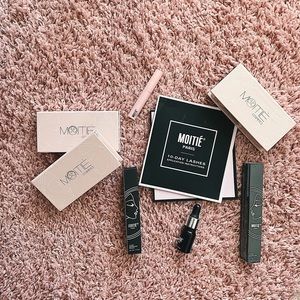 Moite Cosmetics 10 day lash extensions